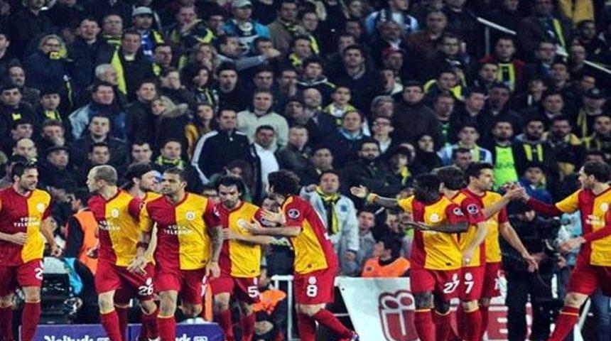 Fenerbah&ccedil;e ma&ccedil;ına taraftarla motive oldular