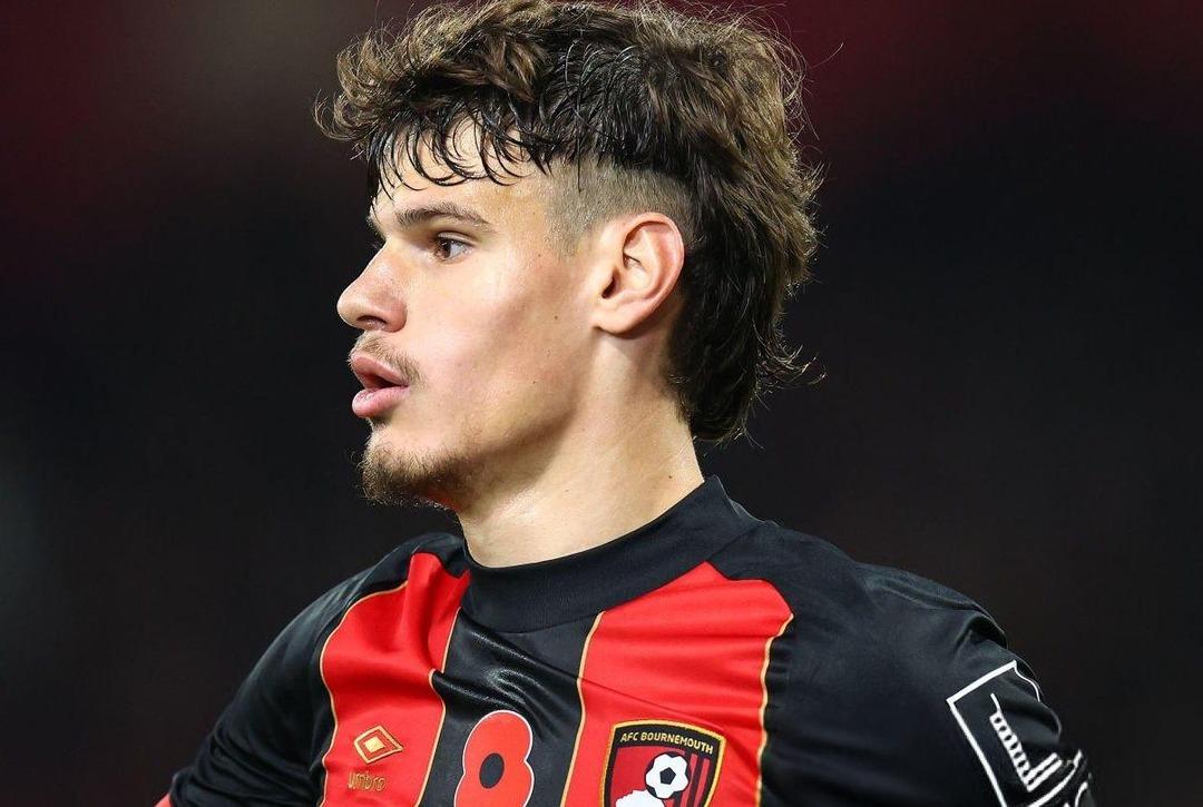Liverpool, Macar sol bek Milos Kerkez transferini açıkladı! Wirtz den sonra bir bomba daha... 2