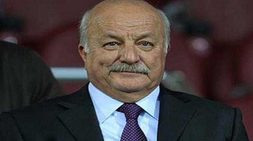 Sadri Şener M&uuml;nih'e u&ccedil;tu...