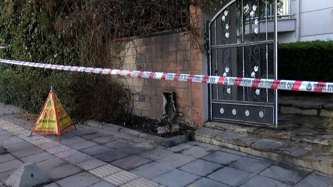 Başakşehir’de facia ucuz atlatıldı! Yeraltı elektrik kablosundan çıkan yangın doğalgaz kutusuna sıçradı 2