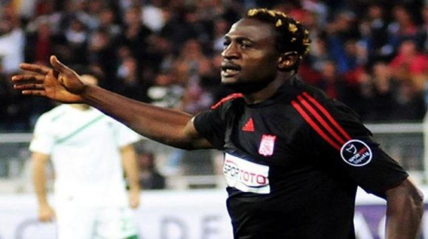 Nijeryalı golc&uuml; Trabzonspor yolunda..!