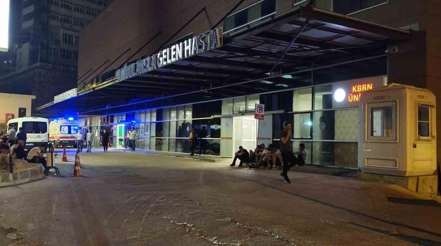 Denizde boğulma tehlikesi geçiren üniversiteli genç hastanede hayatını kaybetti