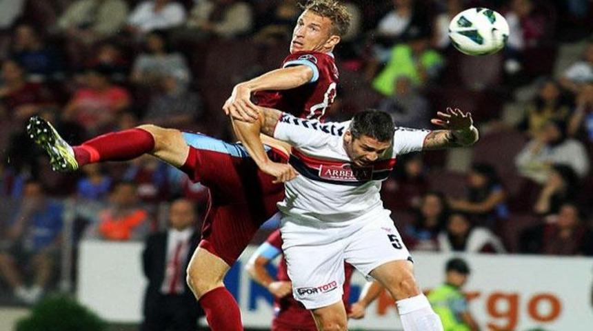 Avni Aker'de puanlar paylaşıldı