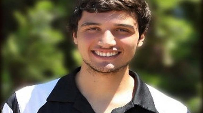 Trabzonspor gen&ccedil; stoperi bitirdi..!