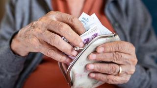 Emeklilere büyük fırsat! Maaşını Yapı Kredi'ye taşıyanlara 27.000 TL'ye varan promosyon