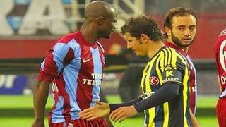 Zokora'dan Emre'ye şok tepki!