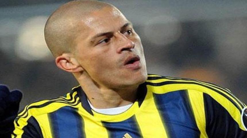 Ve Alex'in heykeli a&ccedil;ılıyor..!