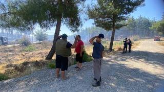 Antalya Aksu’da orman yangını kontrol altına alındı