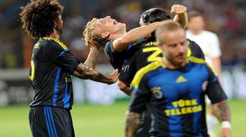 Volkan'a altın, Kuyt'a g&uuml;m&uuml;ş madalya..