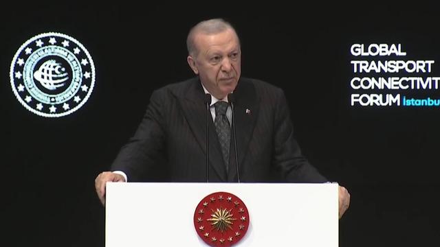 Erdoğan bölgedeki gelişmelere dikkat çekti: Yeni güzergahların kıymetli olduğunu gösterdi Muhalefete 'Takoz siyaseti' göndermesi