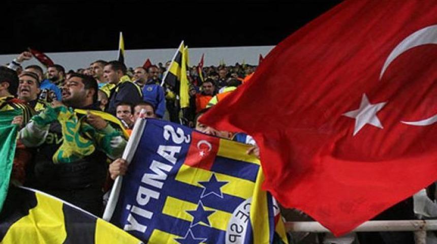 Rum Kesimi'nde T&uuml;rk bayrakları..!