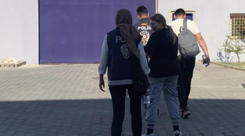 Karabük merkezli dolandırıcılık operasyonu! 2 kişi tutuklandı