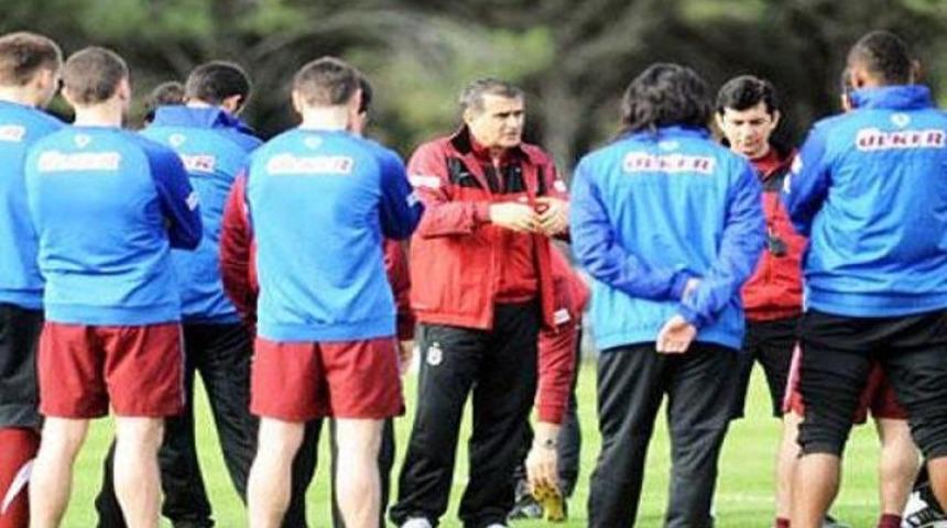 Trabzonspor'da s&uuml;rpriz ayrılık!
