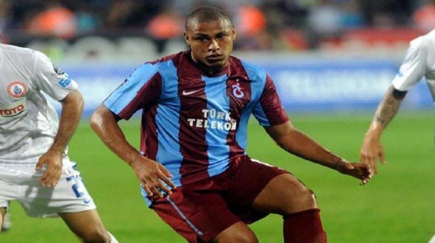 Henrique'den ManU a&ccedil;ıklaması!
