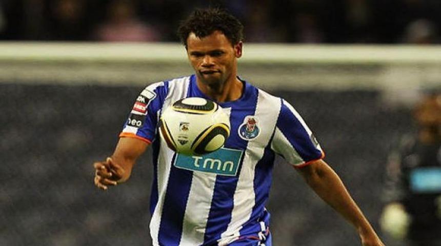 Fenerbah&ccedil;e mutlu sona yakın