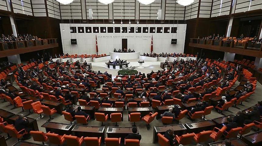 CHP'ye mi katılacaklar? İki milletvekili DEVA Partisi'nden istifa etti