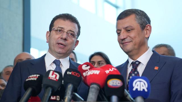 İmamoğlu duyurdu! Özgür Özel'e destek paylaşımları geldi