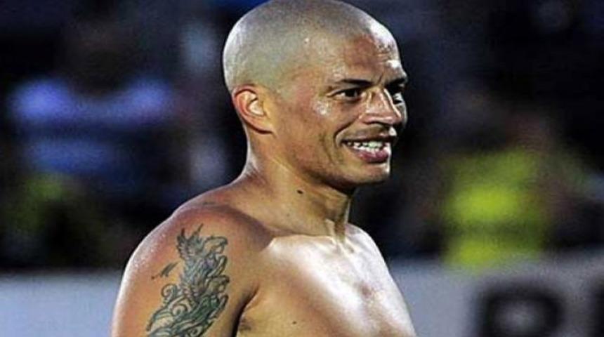 Alex: Sen manyak mısın?