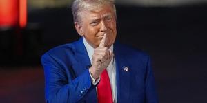 Trump'tan dikkat çeken İran açıklaması! "Kesinlikle vuracağız"