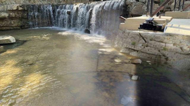 Serinlemek için girdiği parktaki suda hayatını kaybetti