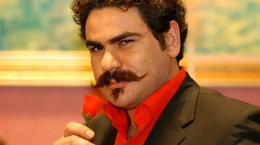 Ülkeyi terk edip oyunculuğu bıraktı! Kurtlar Vadisi'nin Güllü Erhan'ı Erhan Ufak son haliyle gündemde 