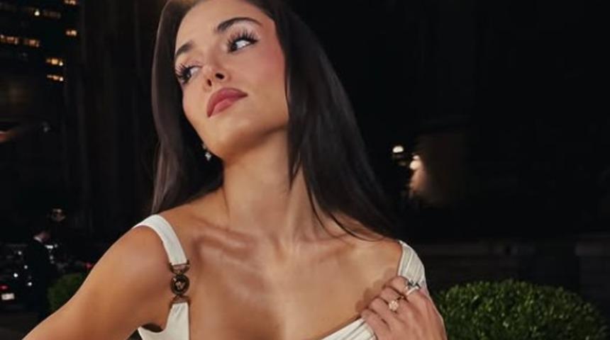 Ateşli sahneleri gündemden düşmüyor! Hande Erçel peş peşe yayınladı! Beğeni butonu çöktü