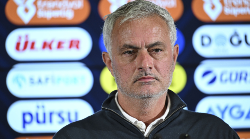 Fenerbahçe'de ayrılık krizi... Mourinho takımda görmek istemiyor! 'Kendine hemen kulüp bul'