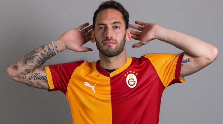 Hakan Çalhanoğlu Galatasaray için gemileri yaktı, Inter yönetimine resti çekti! İlk uçakla kamptan ayrıldı