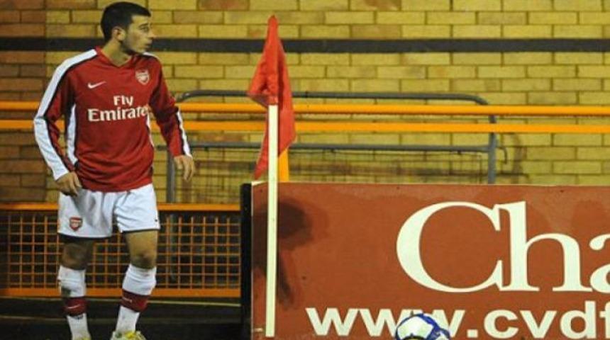 Arsenal'li gen&ccedil; Trabzonspor'a...