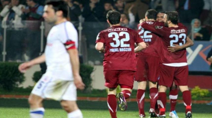 Fırtına buruk esti!