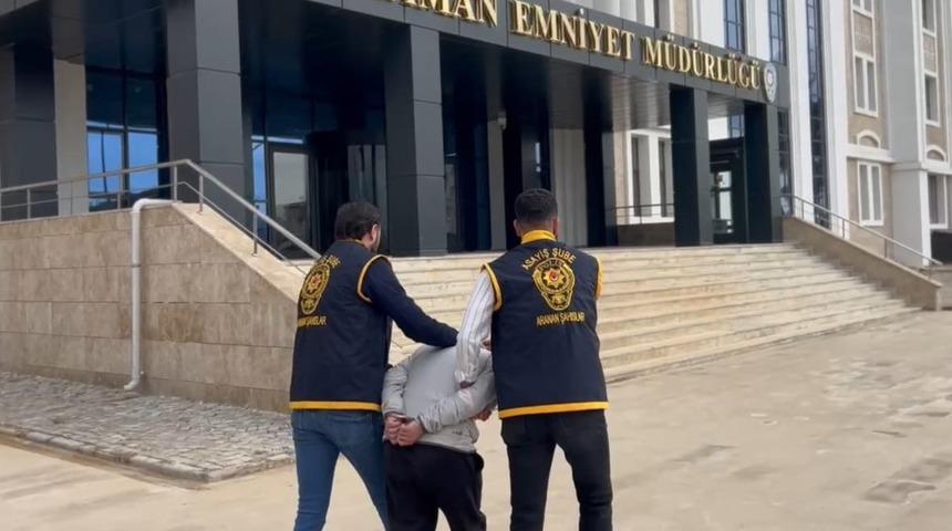 Kesinleşmiş hapis cezası bulunan 2 şahıs yakalandı
