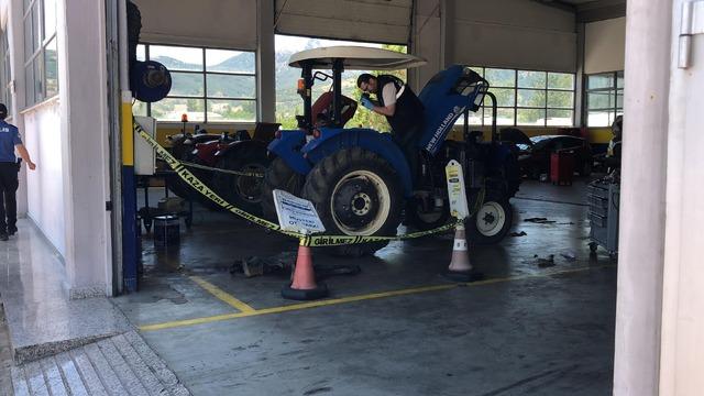 Traktörün römork aparatına boynu sıkışan liseli stajyer hayatını kaybetti