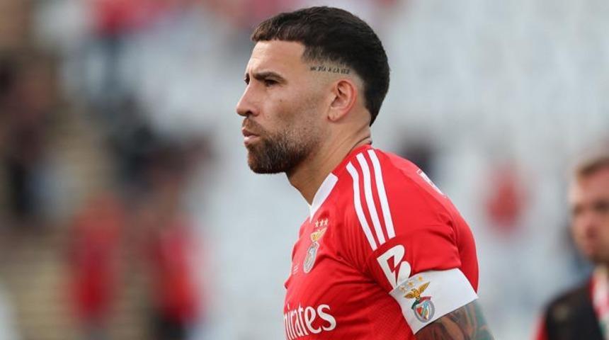Benfica, 37 yaşındaki kaptanı Otamendi'nin sözleşmesini 1 yıl uzattı