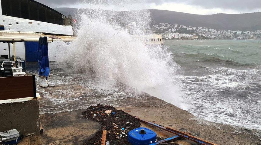 Bodrum-Datça arası denizlerde fırtına uyarısı!