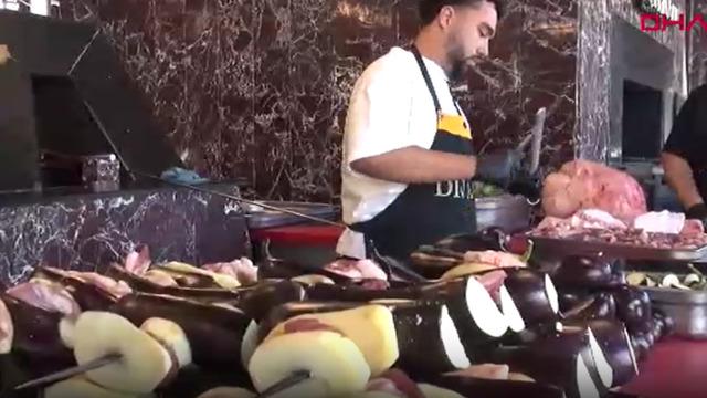 Tokat kebabı için bin kilometre yol geliyorlar