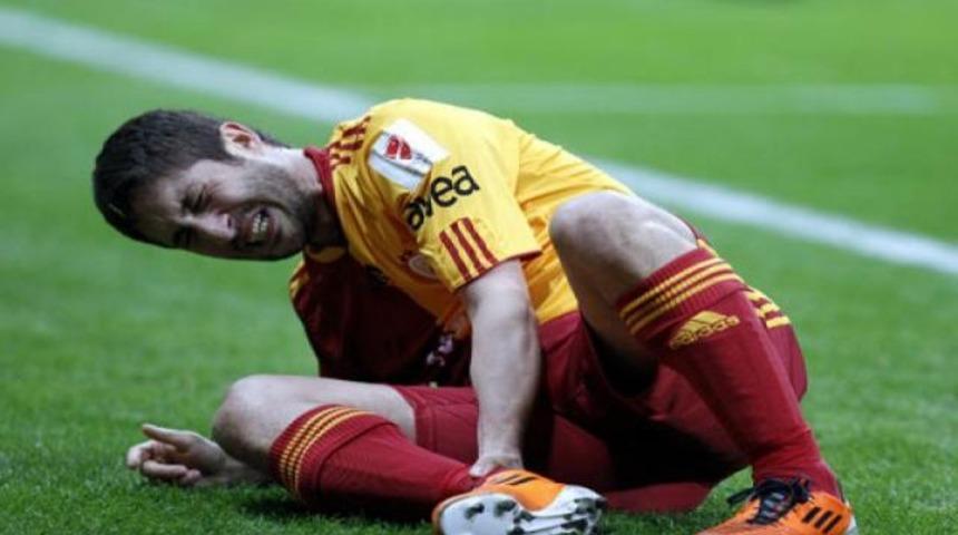 GS'de derbi &ouml;ncesi şok sakatlık!