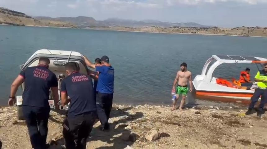 Baraj gölünde insan bedenine benzetilen duba ekipleri alarma geçirdi