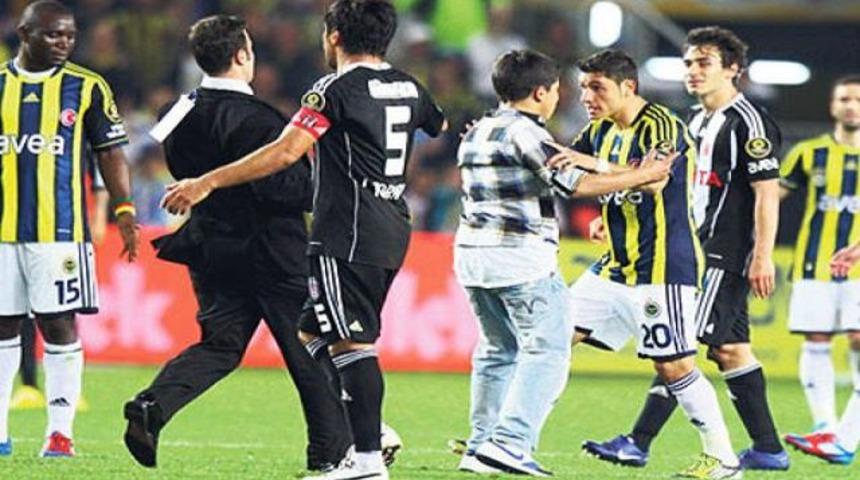 F.Bah&ccedil;e'de b&uuml;y&uuml;k panik!