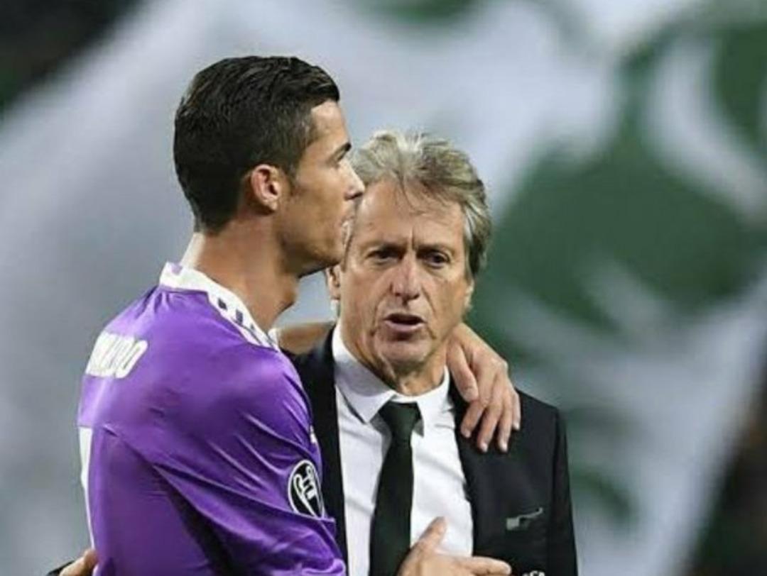 Cristiano Ronaldo bunu da yaptı! Futbolu bırakıp, teknik direktörü seçti! 2