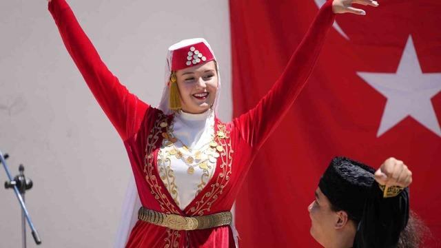 Kırım Tatarları, geleneksel Tepreş Şenliği’nde buluştu