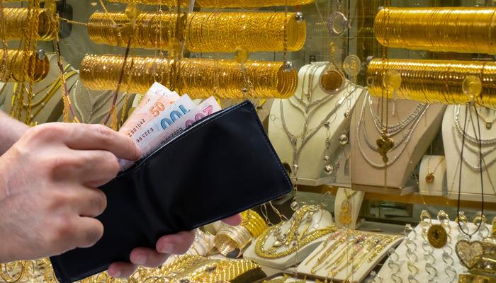 'İkisini ayırma zamanı geldi' Altın için kritik tahmin! 