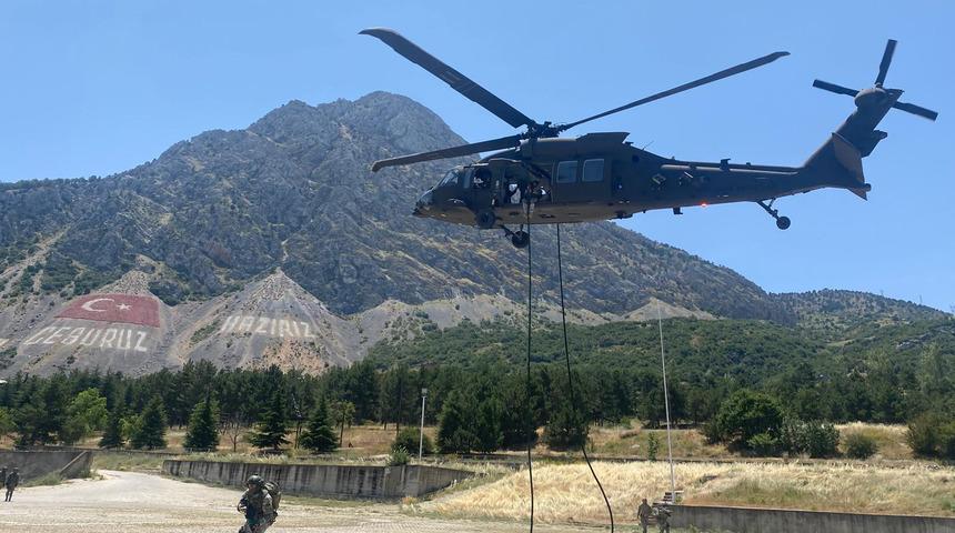 MSB: 'Çabuk İniş ve Tahliye Eğitimi' gerçekleştirildi