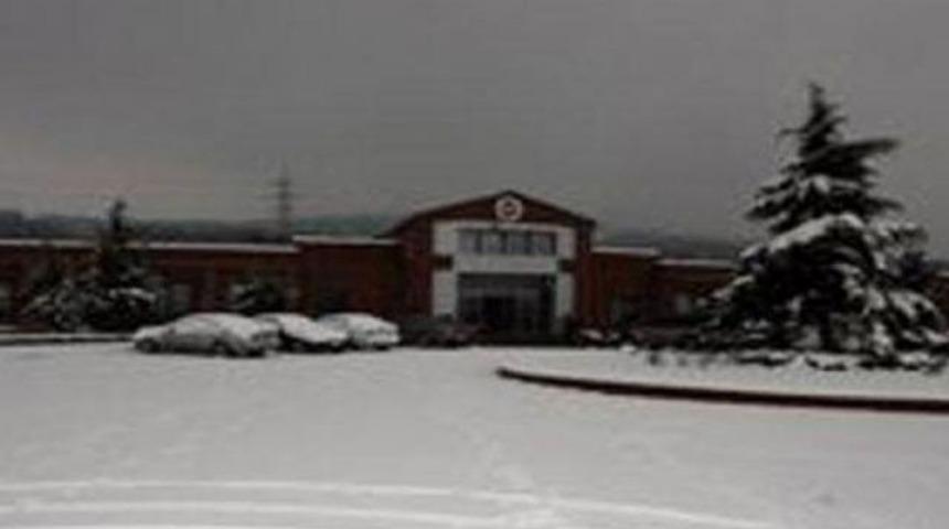 F.Bah&ccedil;e'ye kar engeli!