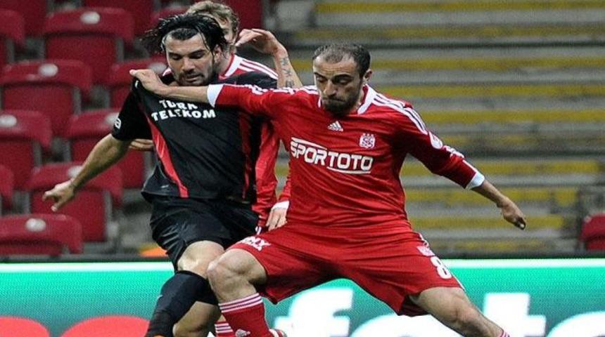 Galatasaray havlu attı!