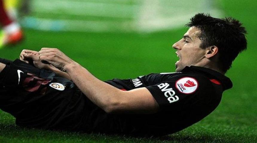 İmparator 3 ismin biletini kesti!