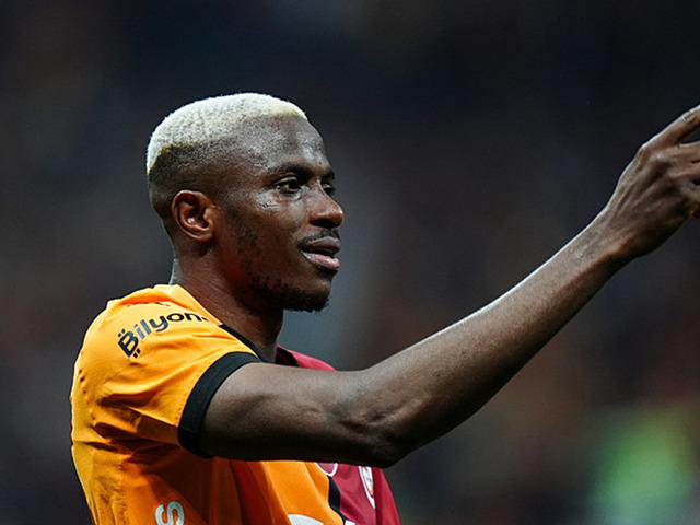 Galatasaray'a Victor Osimhen'den kötü haber geldi! Napoli ile antrenmanlara çıkacak
