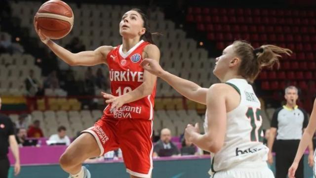 A Milli Kadın Basketbol Takımı'ndan büyük başarı! Litvanya'yı devirdiler 2026 FIBA Dünya Kupası elemeleri için bileti kaptılar