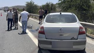 Mersin'de bariyere çarpan otomobilin sürücüsü hayatını kaybetti