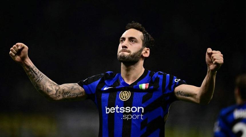 Hakan Çalhanoğlu'ndan sıcak Galatasaray açıklaması... Milli yıldızın berberi de transferi işaret etti! 