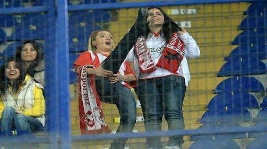 Kadık&ouml;y'de bacak şov!